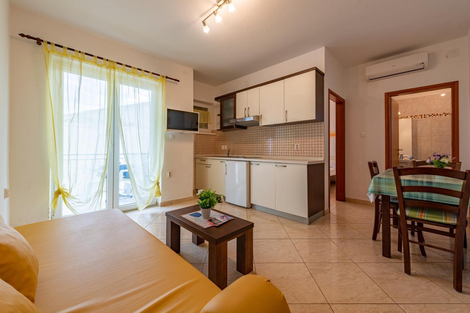 דירות Ražanac Haus Toni מראה חיצוני תמונה