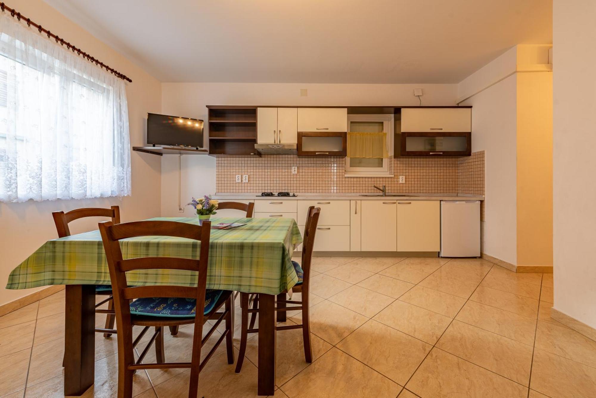 דירות Ražanac Haus Toni מראה חיצוני תמונה