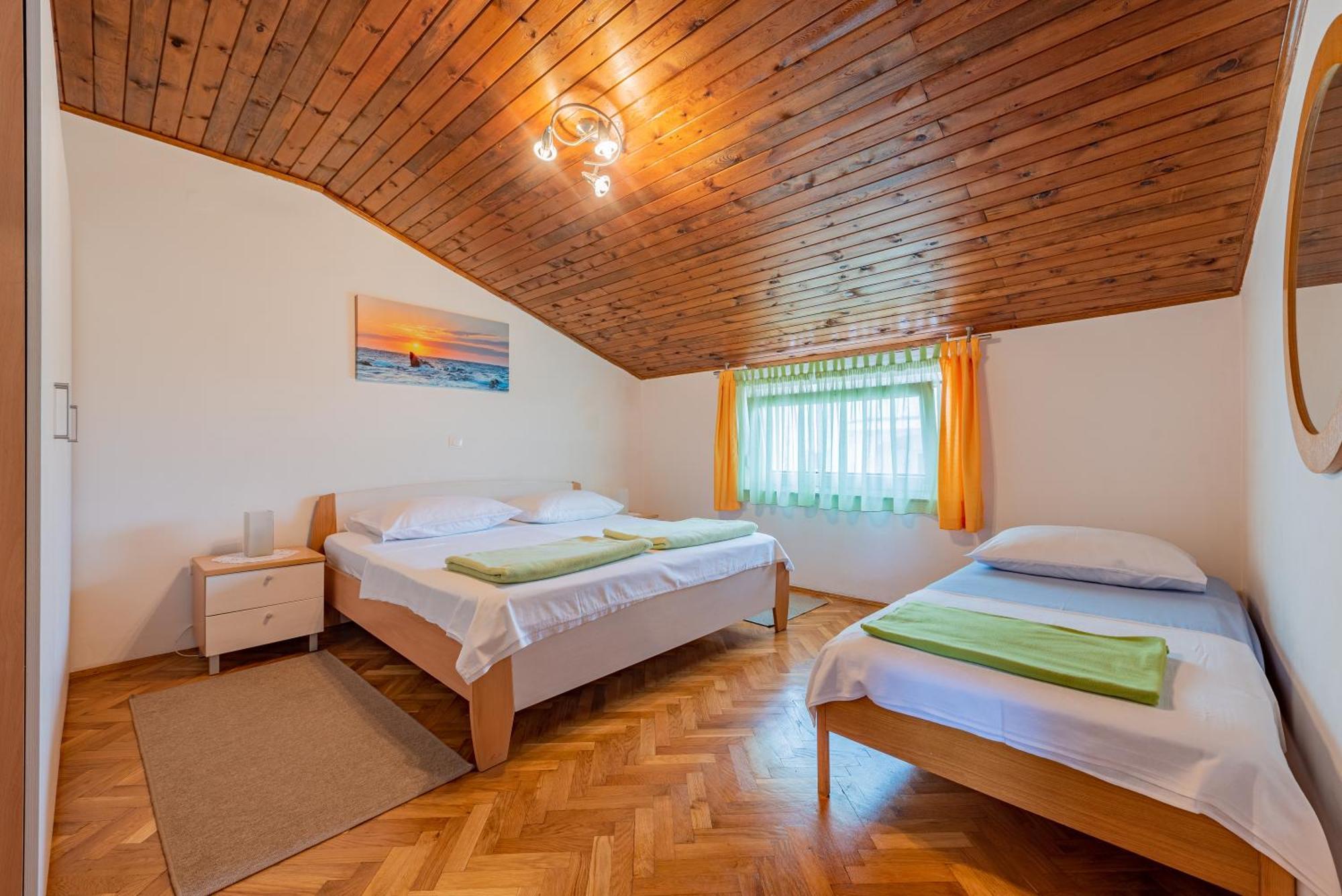 דירות Ražanac Haus Toni מראה חיצוני תמונה