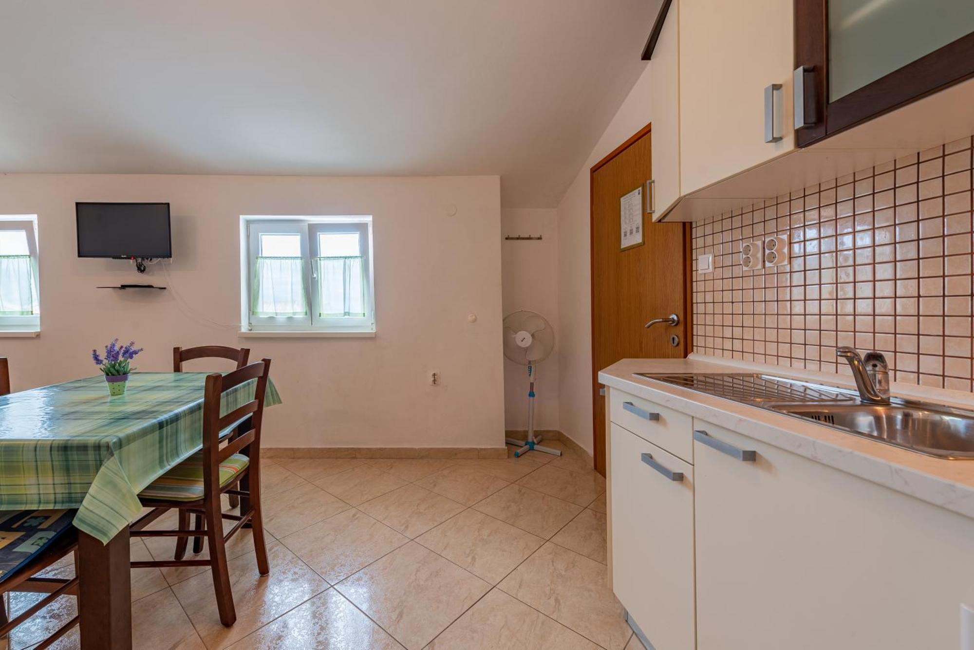 דירות Ražanac Haus Toni מראה חיצוני תמונה